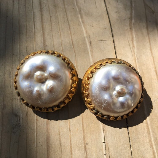 Vintage faux pearl clip on earrings