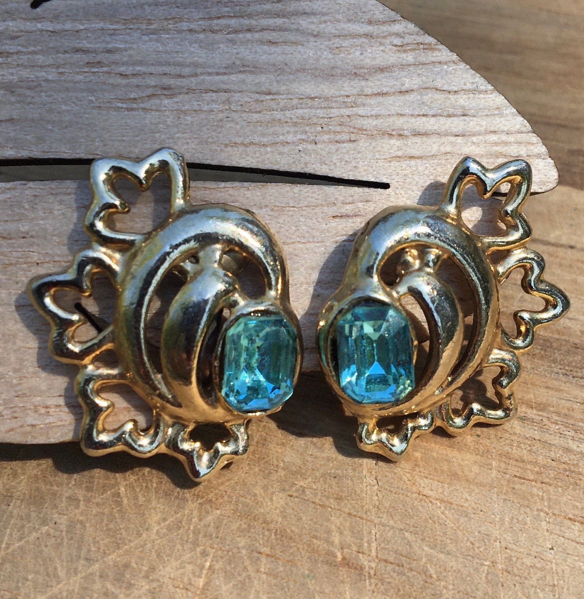 vintage rhinestone clip on earrings