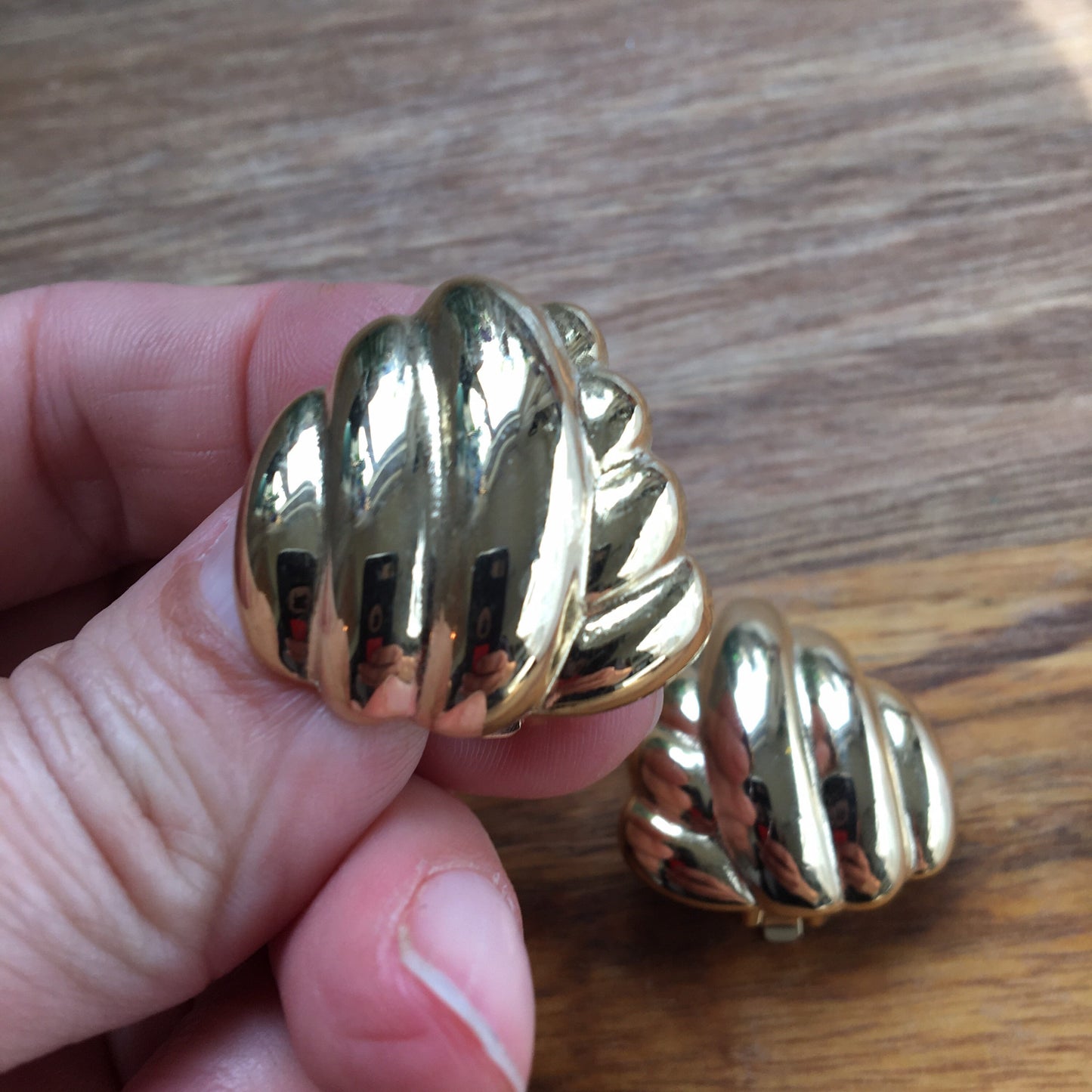 Vintage medium sized gold abstract clip on earrings