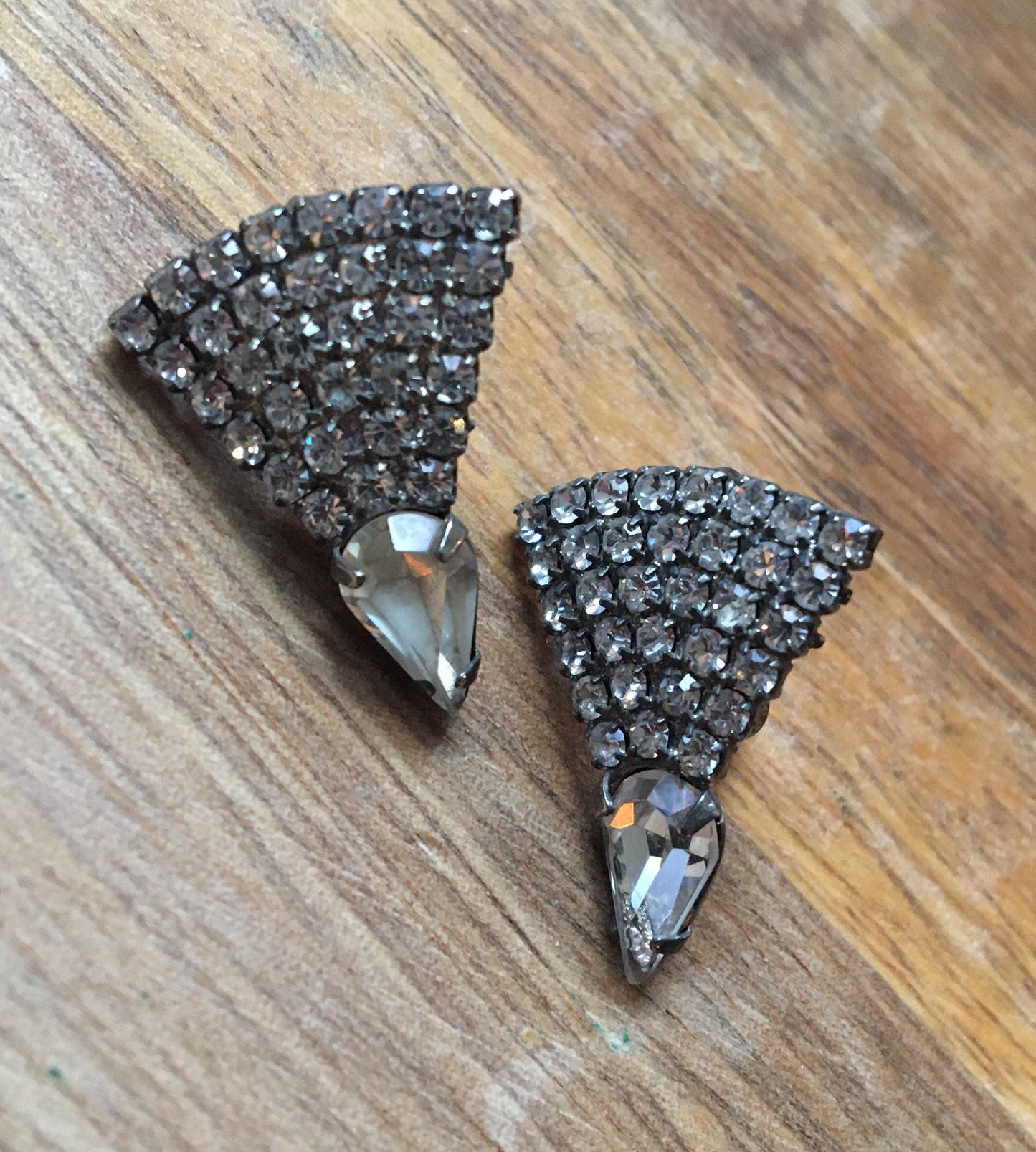 Vintage clip on rhinestone earrings