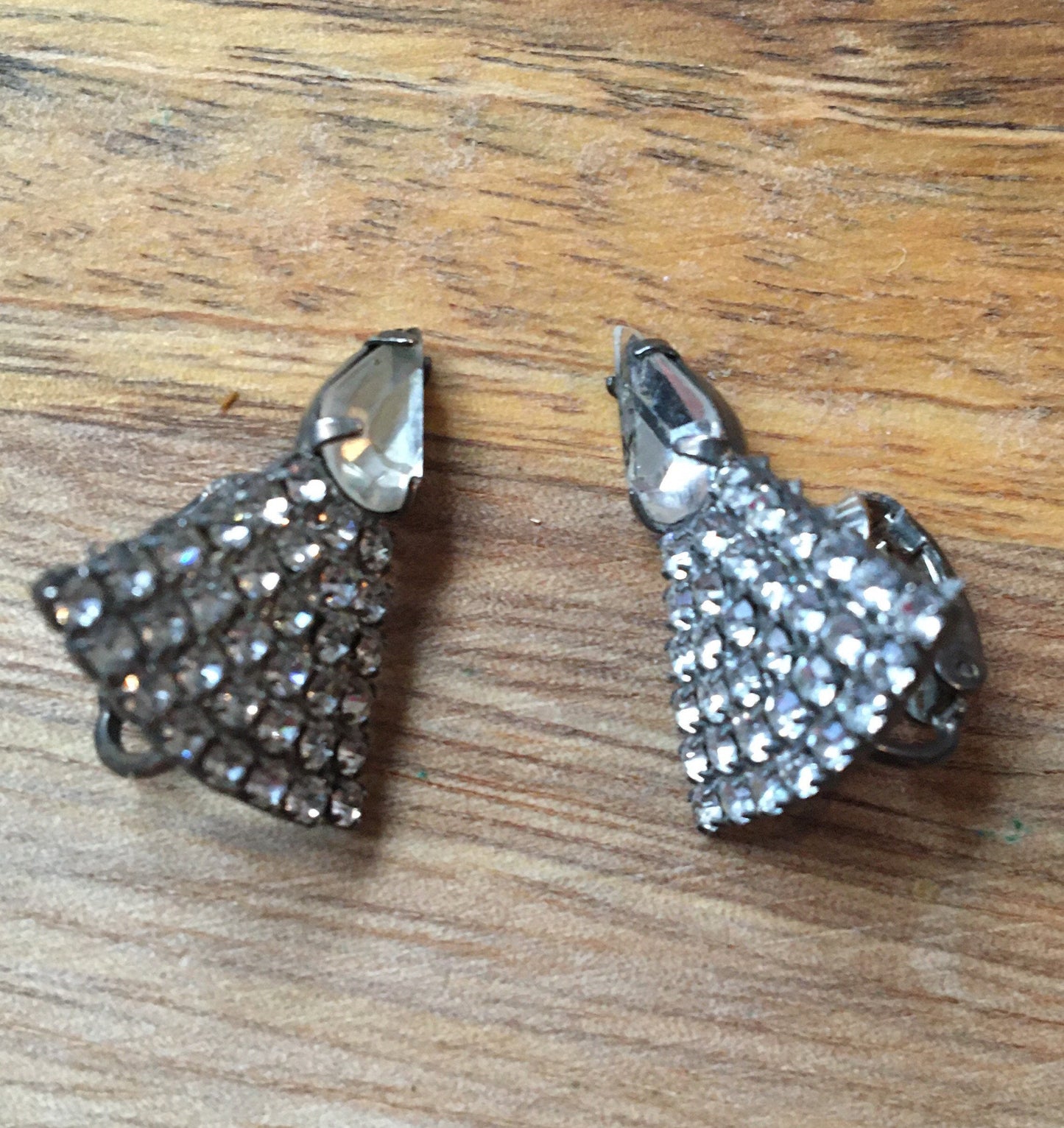 vintage rhinestone clip on earrings