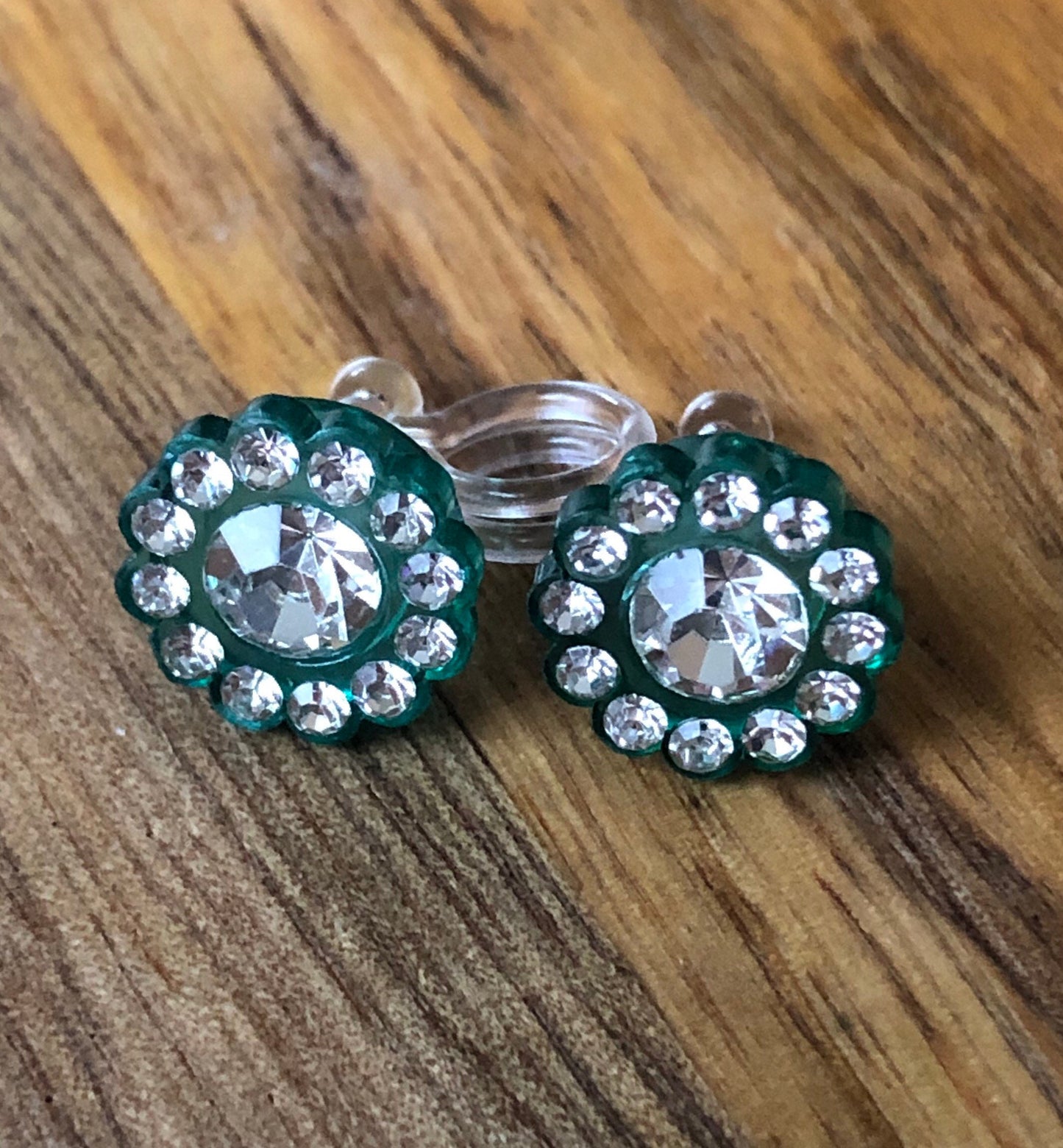 Sparkling rhinestone clip-on earrings, invisible clip on earrings (no piercing, non-pierced no pierce)