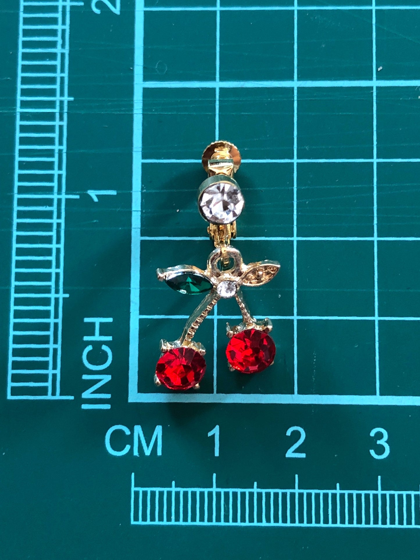 Dangling rhinestone cherry screwback earrings (no piercing | clip on)