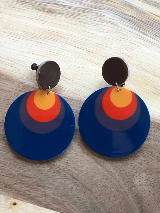 mid-century-look clip on earrings, blue and orange clip on earrings