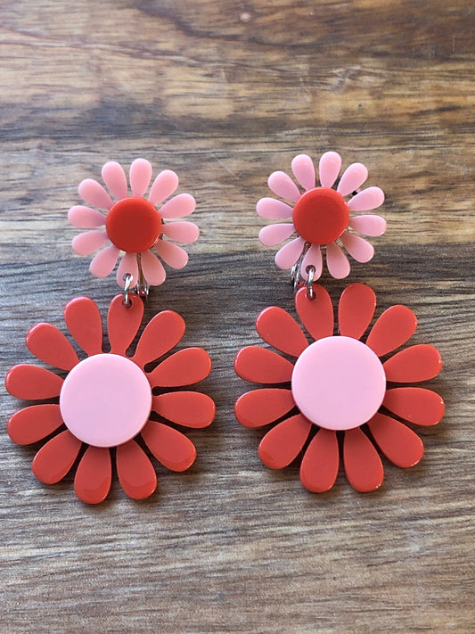 Dangling clip on earrings pink and coral daisies flowers (screwback)