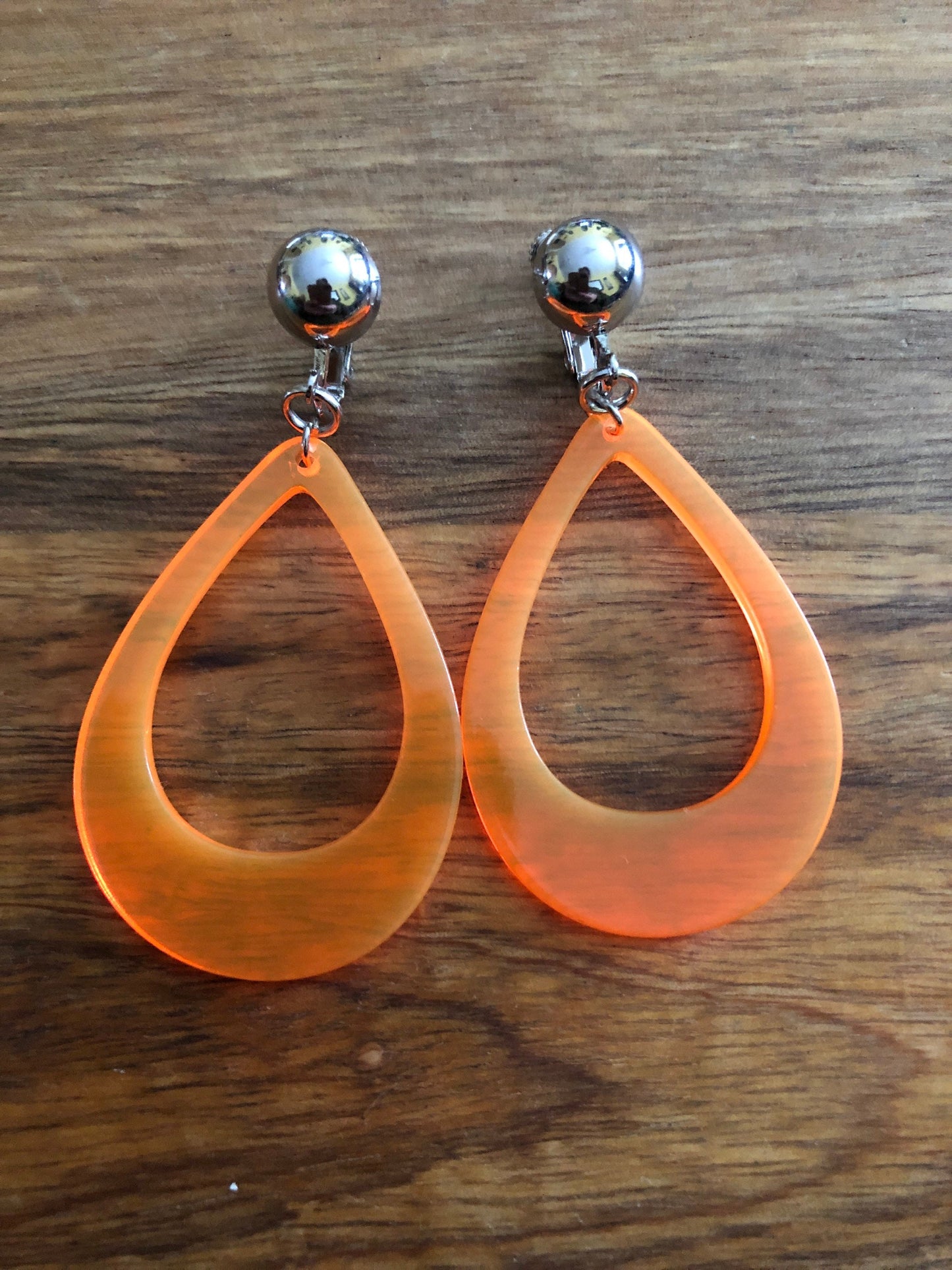 Neon dangling clip on earrings in a teardrop shape (screw on| no pierce)