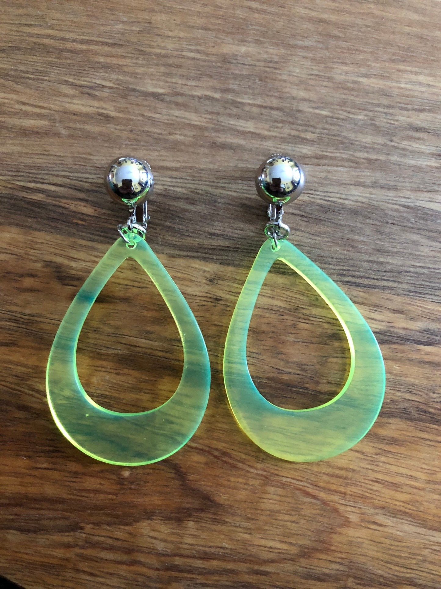 Neon dangling clip on earrings in a teardrop shape (screw on| no pierce)