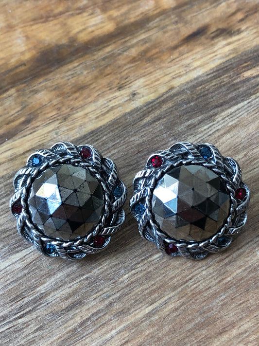 Vintage button clip on earrings