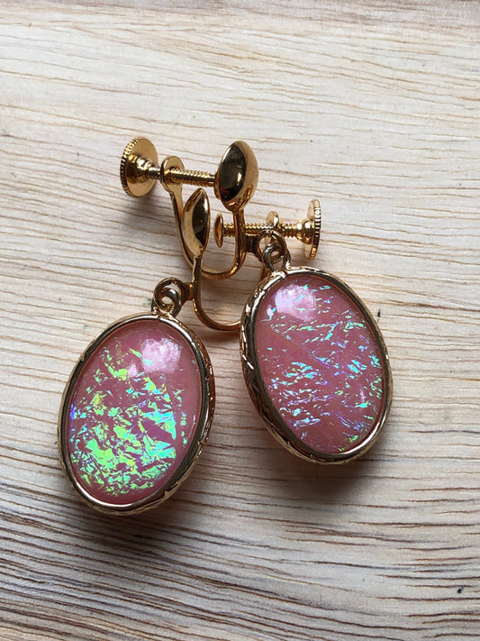 Gorgeous dangling faux opal screwback earrings