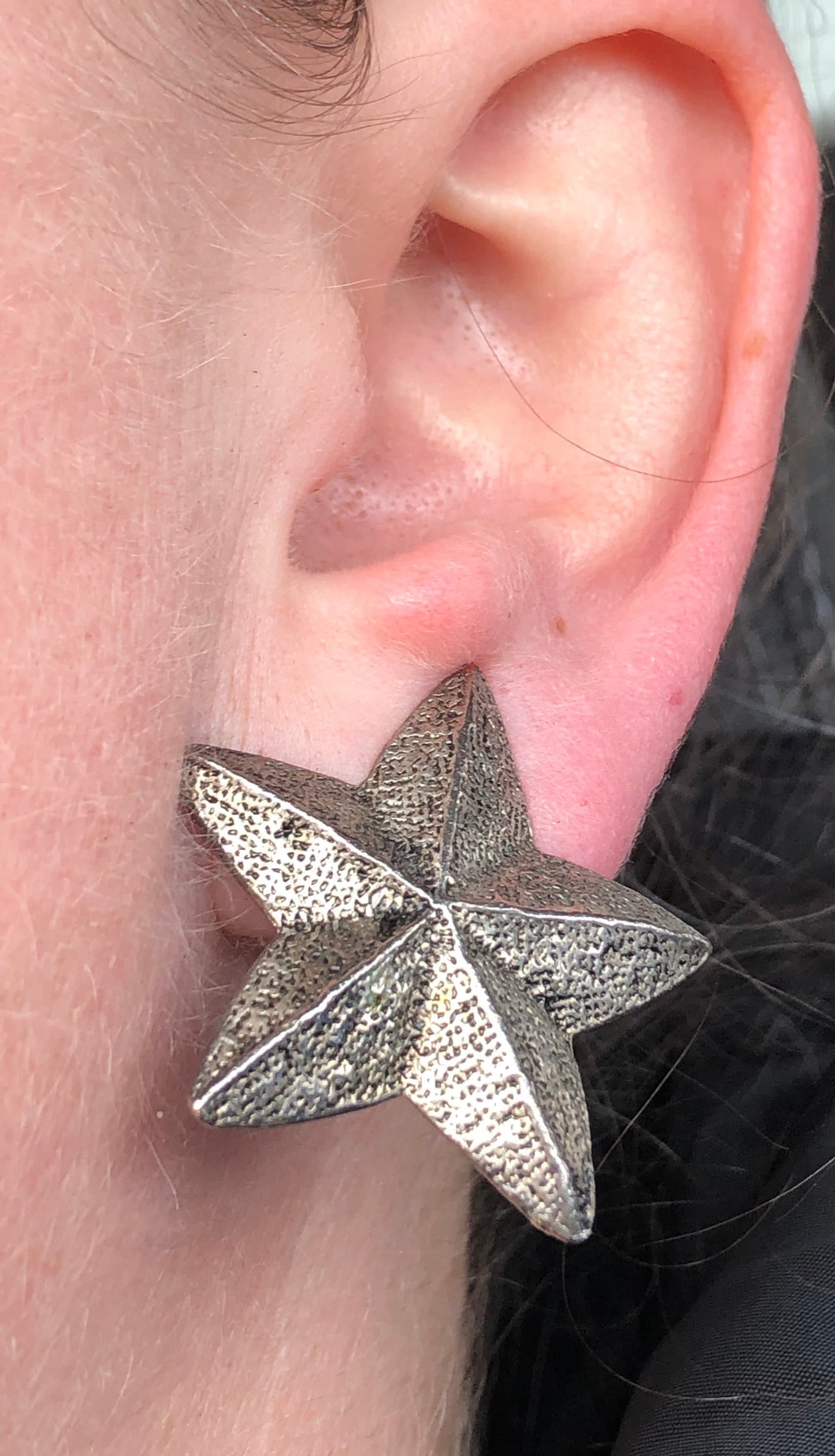 Vintage bronze star clip on earrings