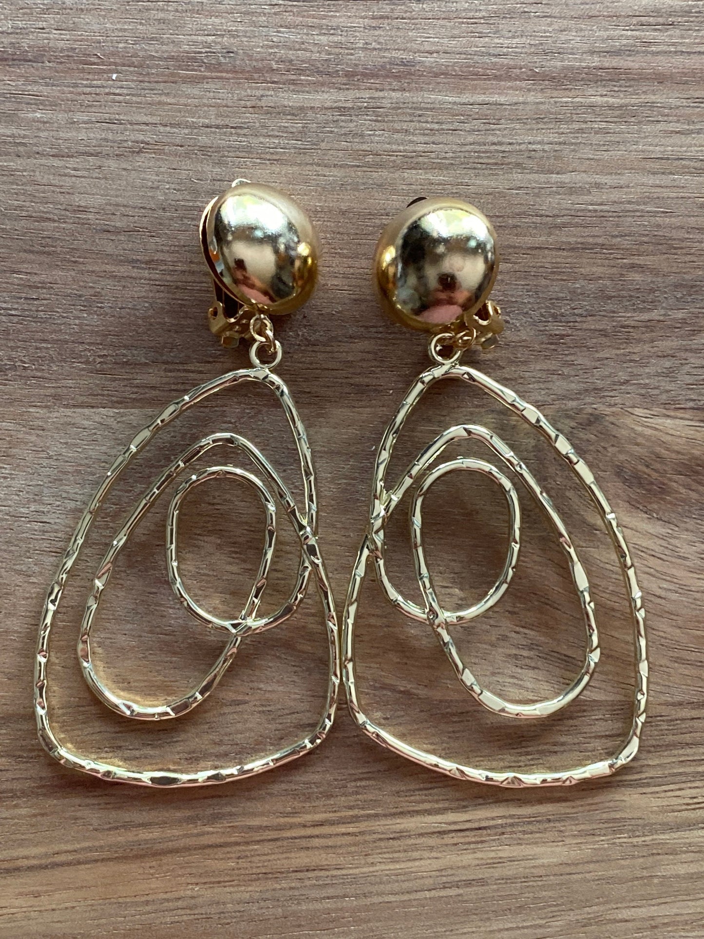 Large statement clip on earrings, oversized dangling abstract gold clip on earrings, large gold clip on earrings, clip on wire earrings