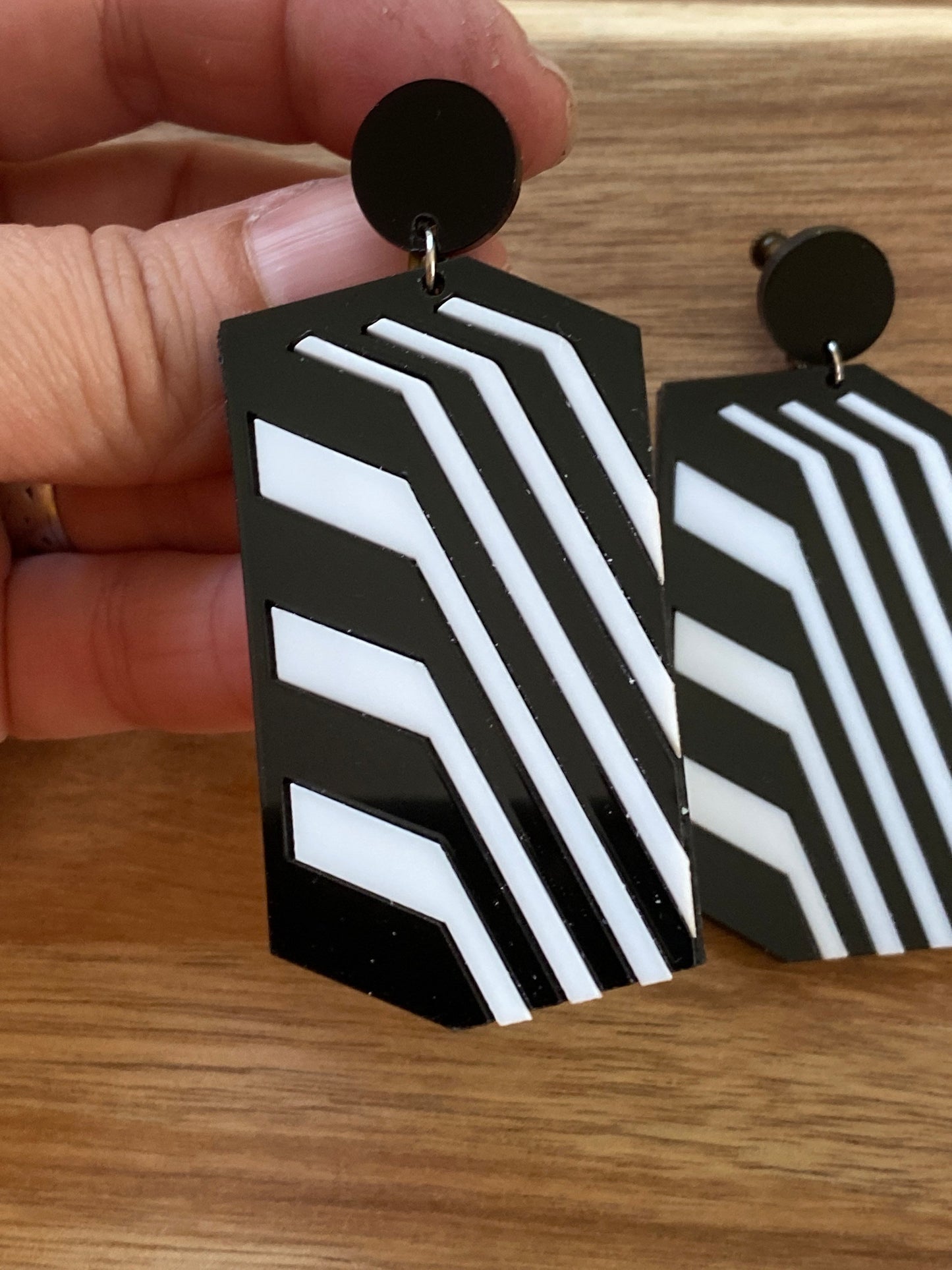 Black and White Striped Dangling Clip On Earrings - Oversized Plastic Tower Design