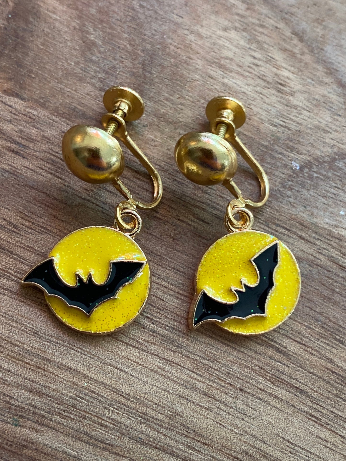 Dangling Halloween bats and full moon clip on earrings | yellow and black Halloween screwback earrings