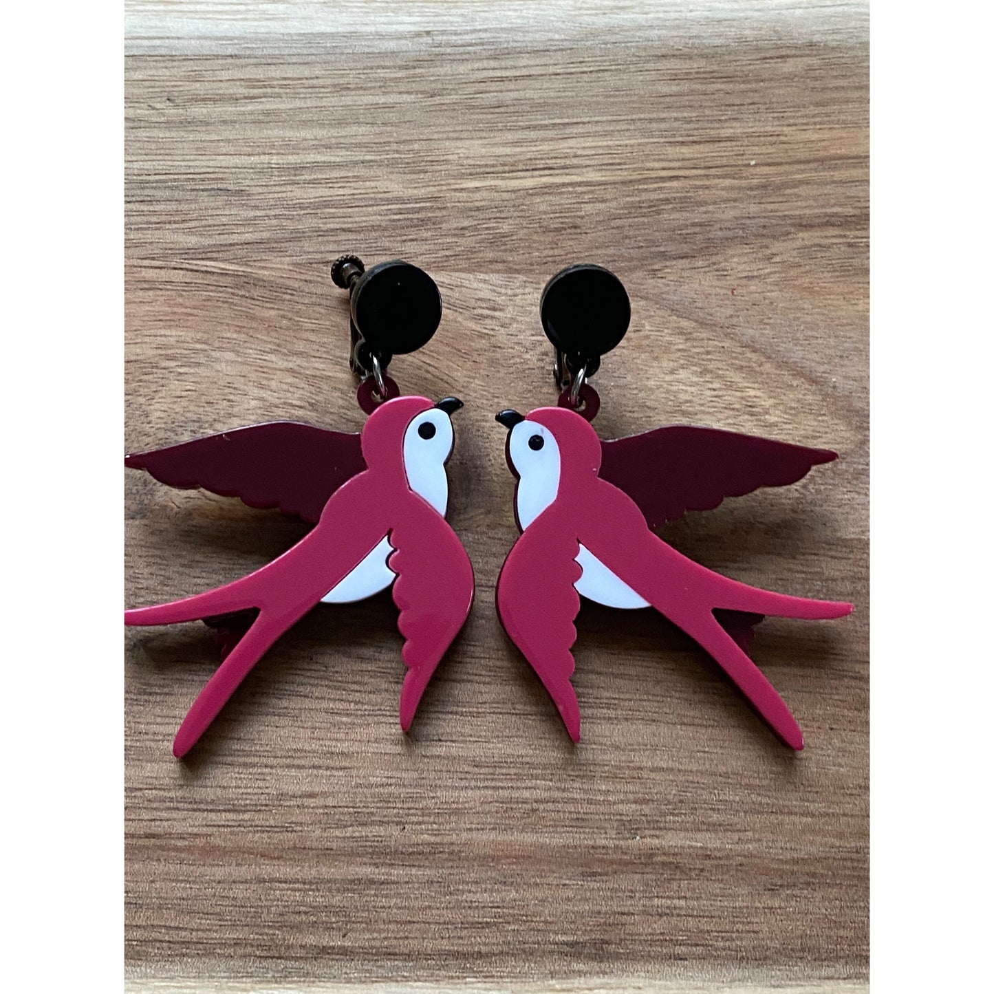 Plastic dangling pink bird clip on earrings, hinged screwback bird earrings