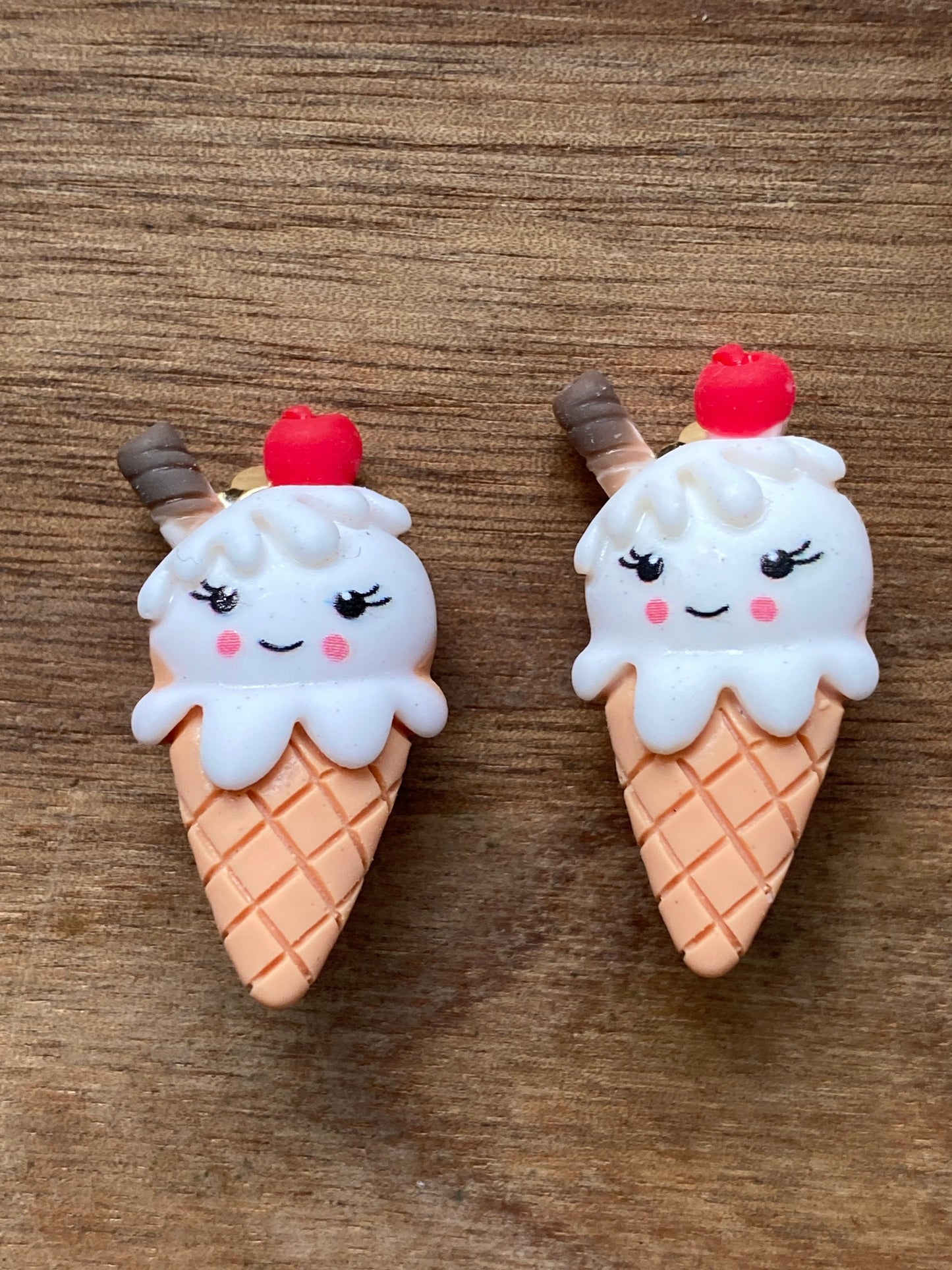 Kawaii ice cream cone clip on earrings (clip on| no pierce)