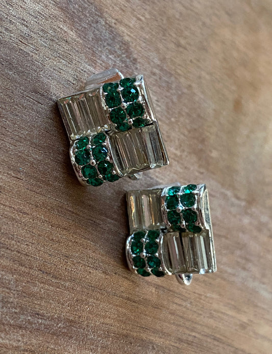 vintage green rhinestone clip on earrings