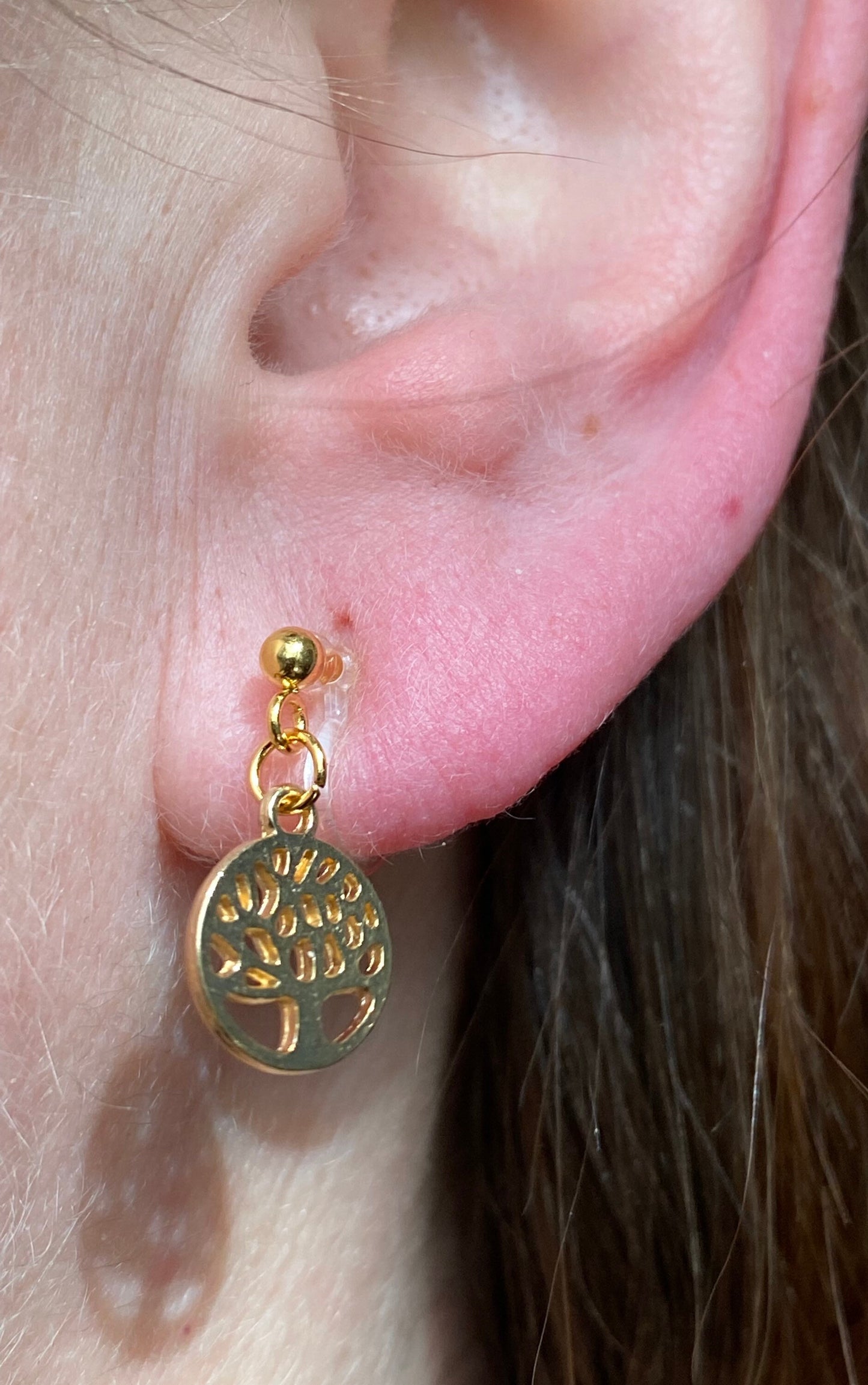 Dangling invisible clip on earrings (no piercing no pierce) with golden tree pendants