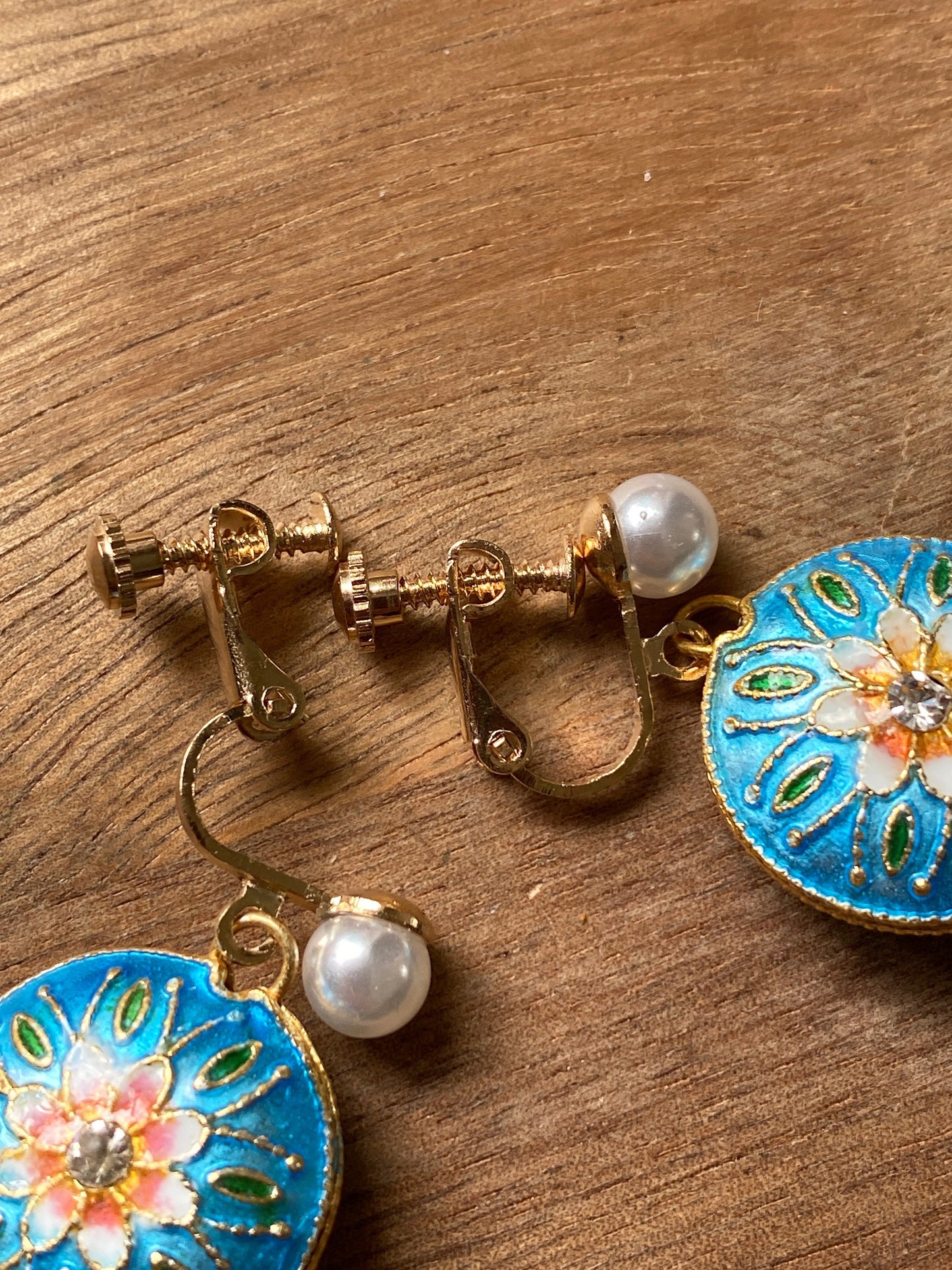 Dangling clip on cloisonne floral earrings |Screwback enamel and pearl earrings