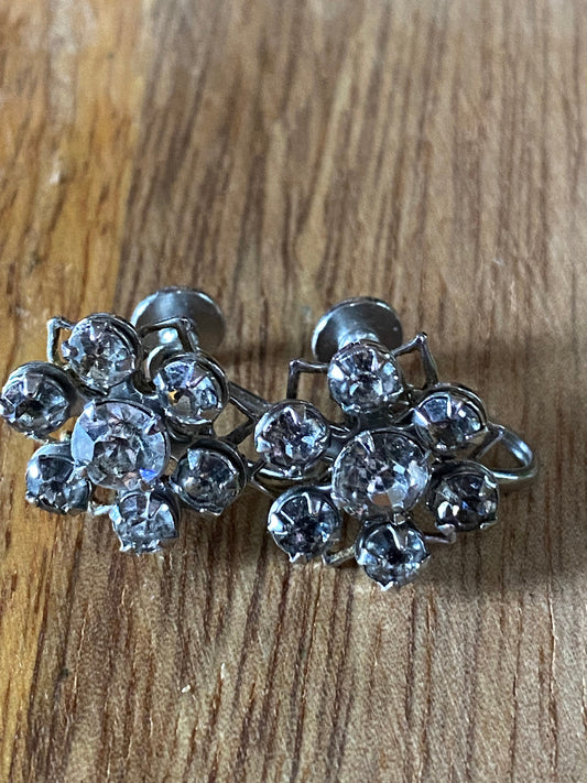 vintage rhinestone clip on earrings