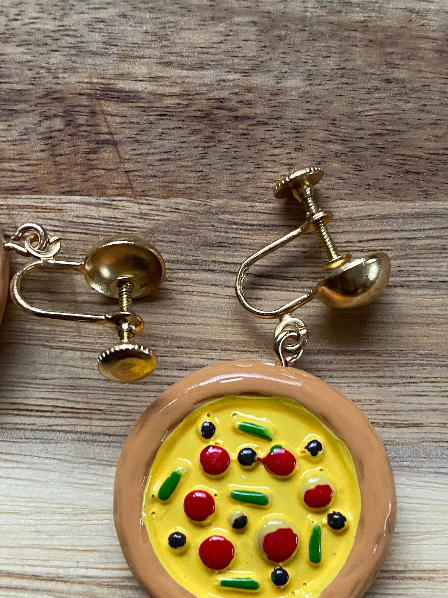 Dangling pizza clip on earrings, screwback food novelty earrings