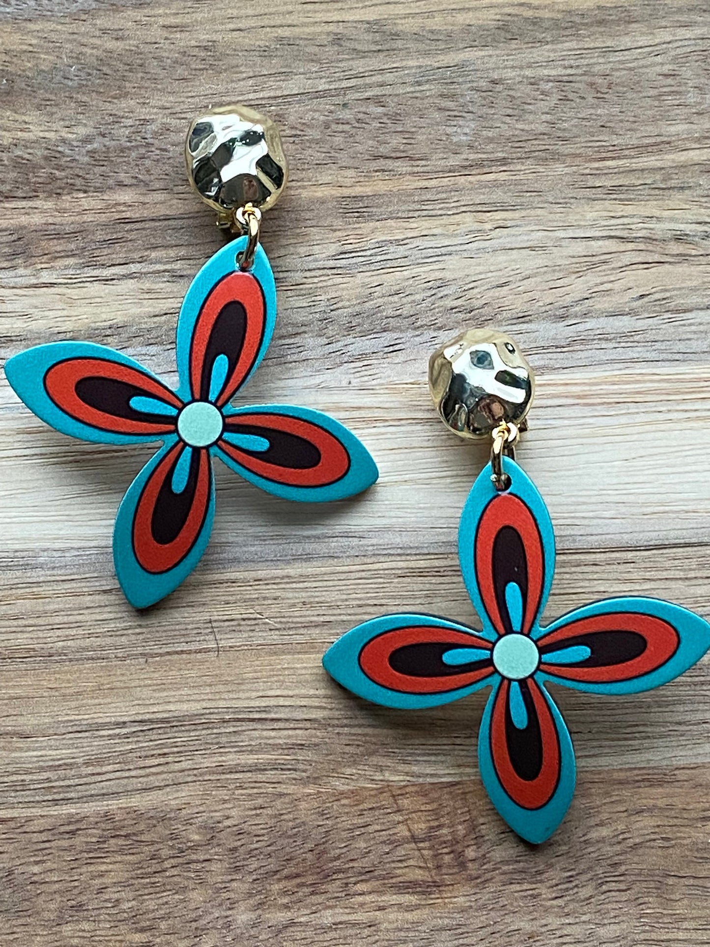 Dangling clip on earrings turquoise and orange flowers