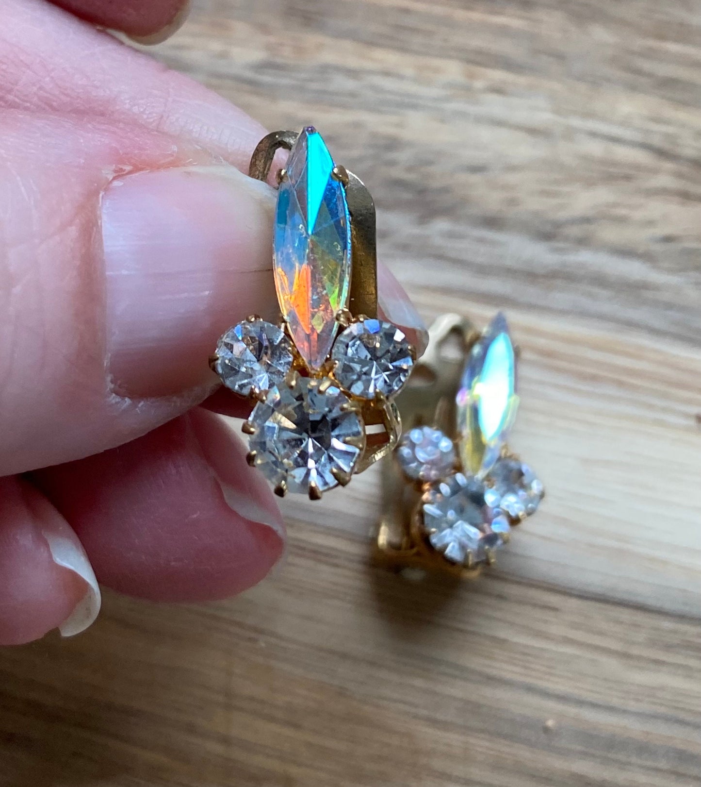 Vintage iridescent rhinestone clip on earrings