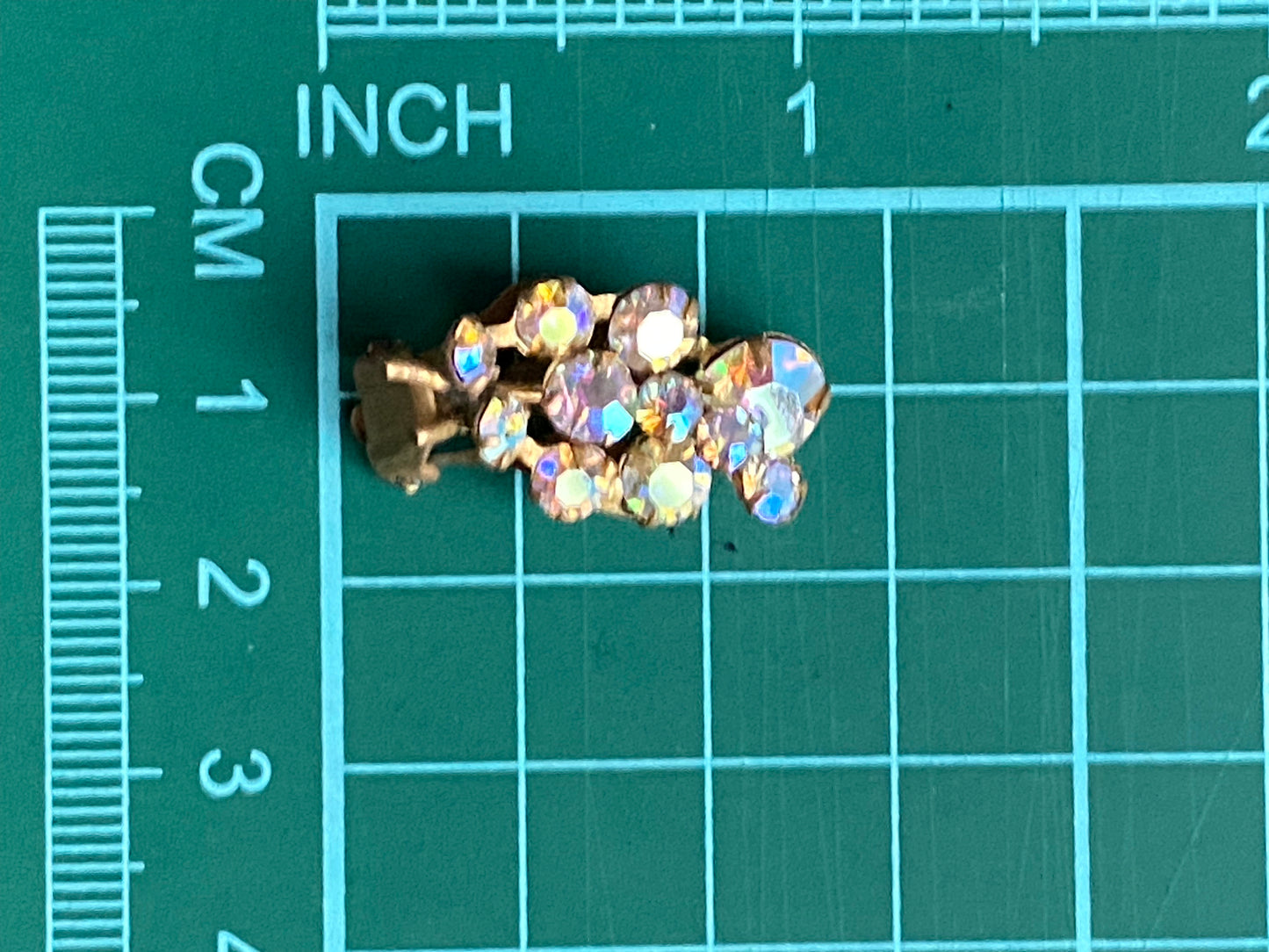 Vintage iridescent rhinestone clip on earrings