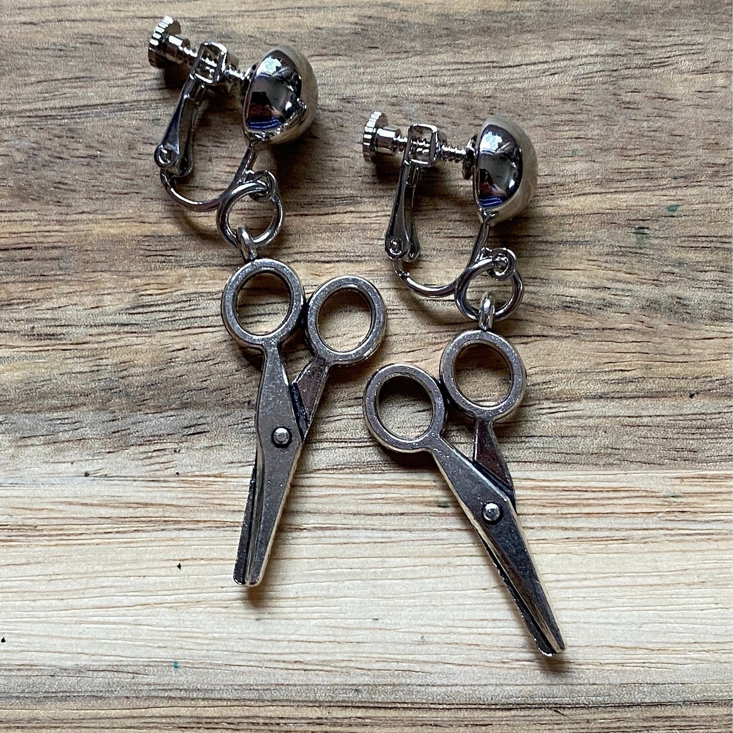 Simple scissors Dangling clip on earrings, novelty hinged screwback earrings