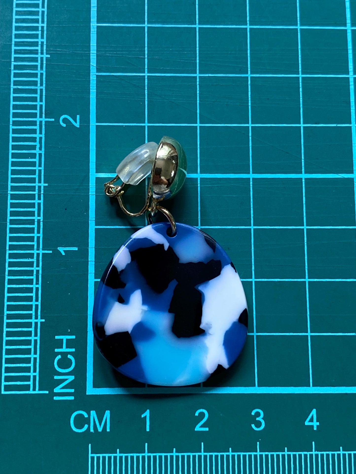 Trendy clip on dangling blue tortoiseshell earrings