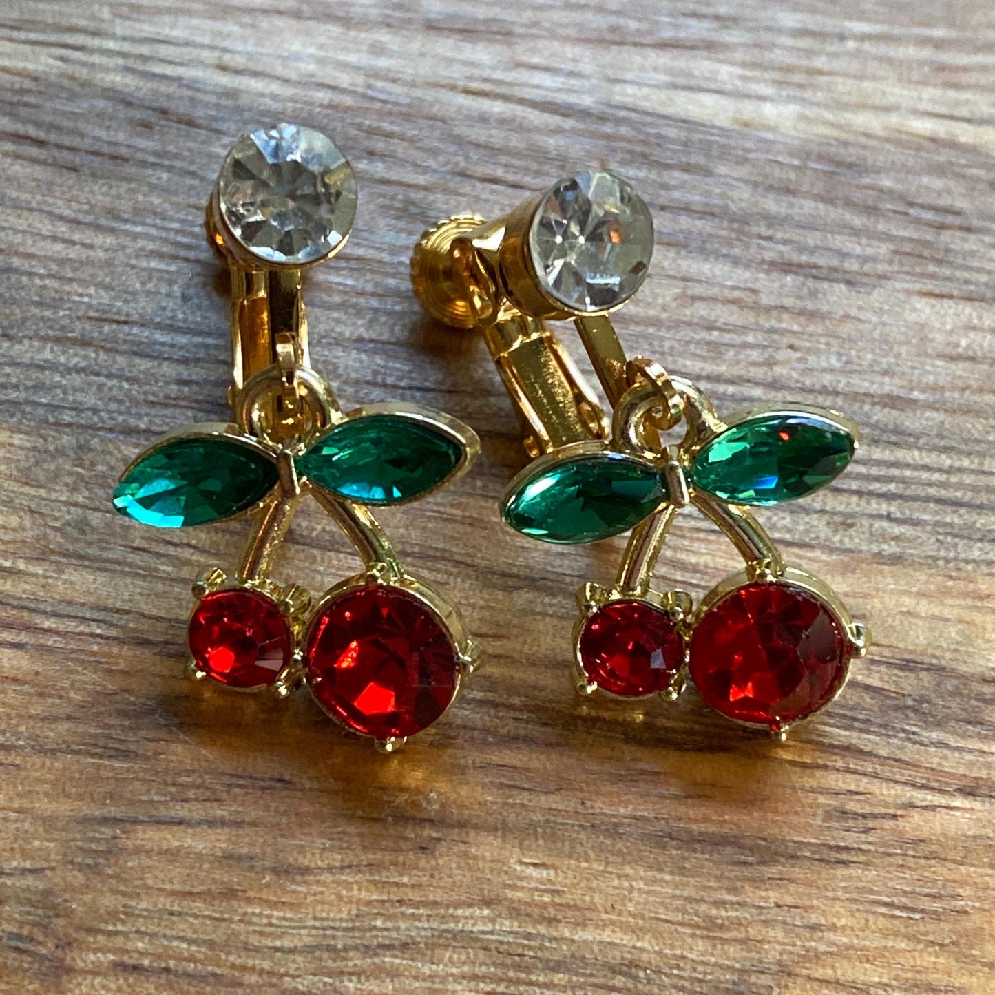 Dangling rhinestone cherry screwback earrings (no piercing | clip on)