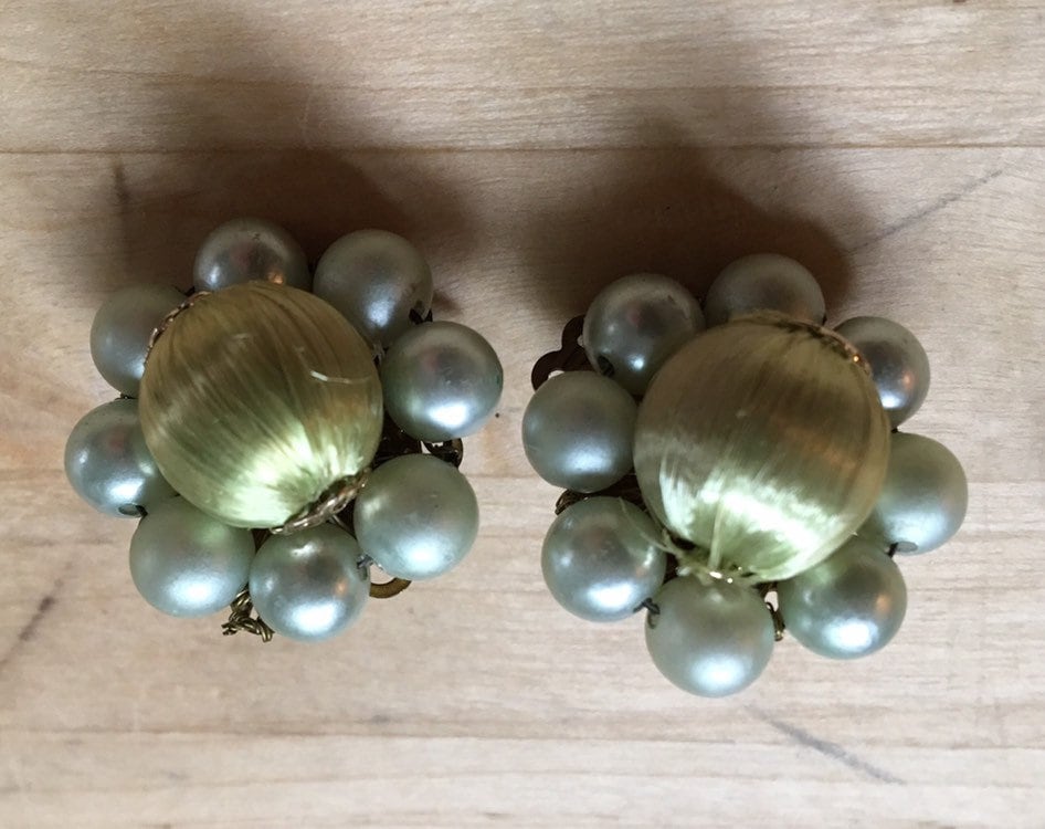 1950s cluster beaded clip on earrings