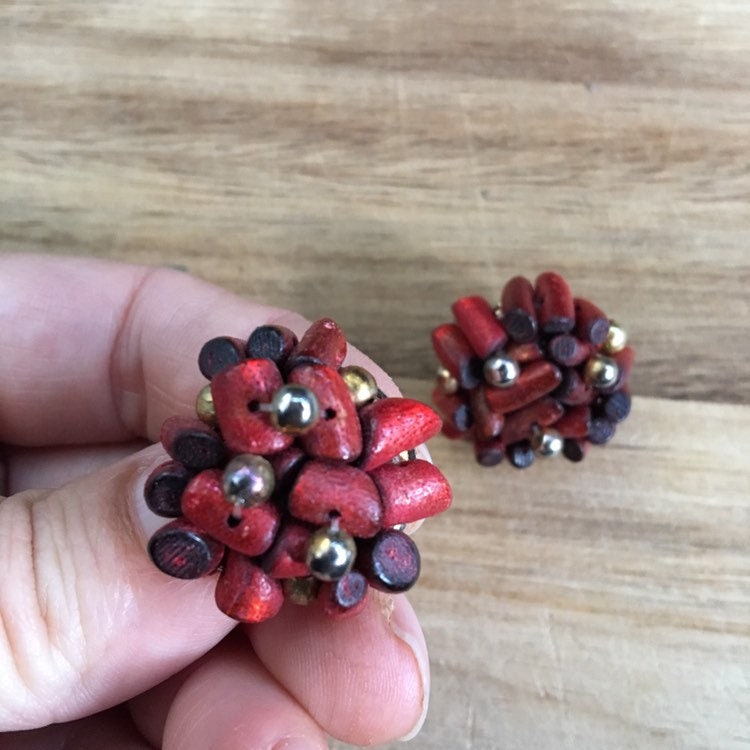 Vintage clip on earrings red beaded clusters (no piercing)