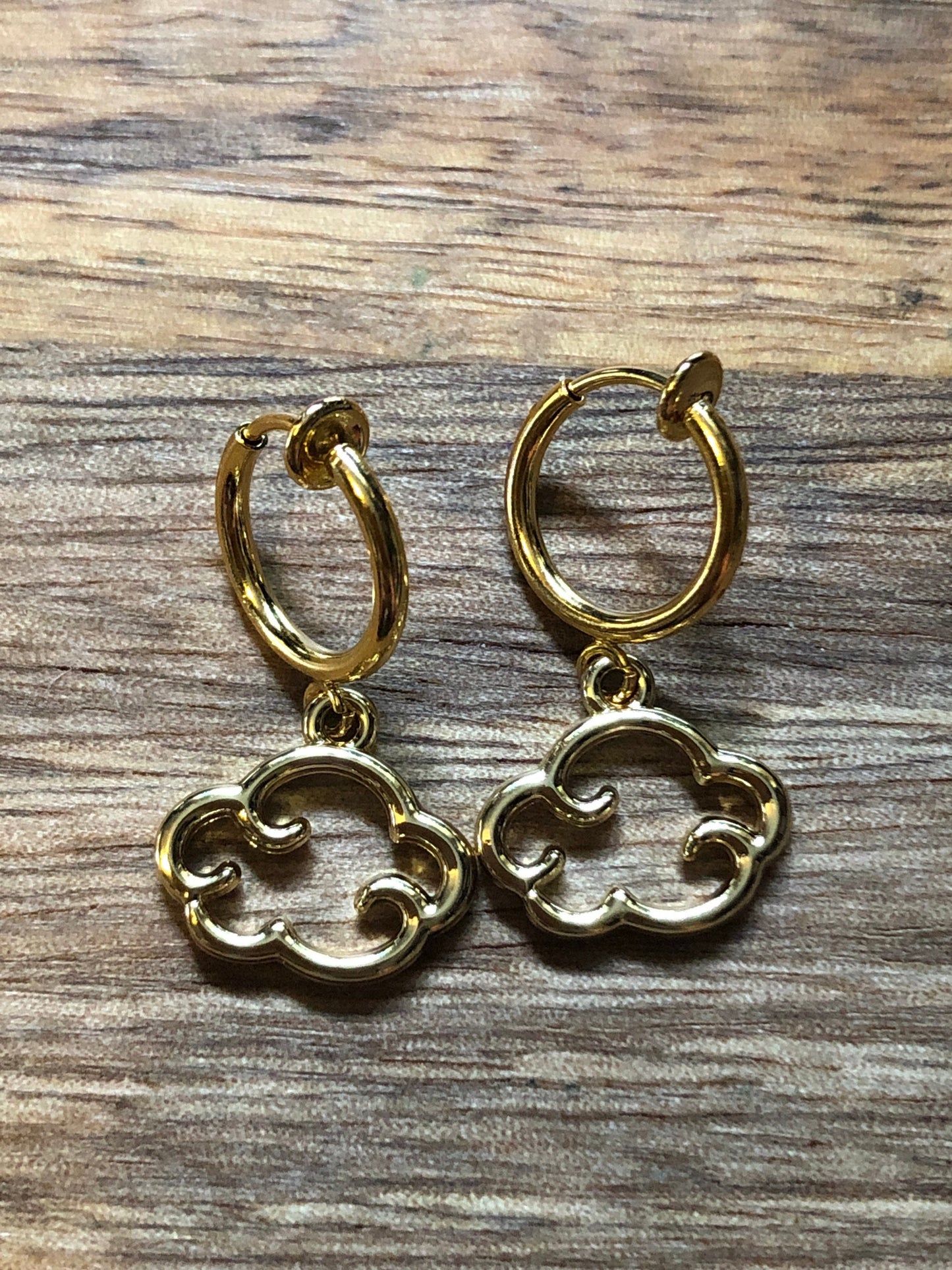 Tiny dangling hollow golden cloud clip on spring hoop earrings, small earrings for unpierced ears