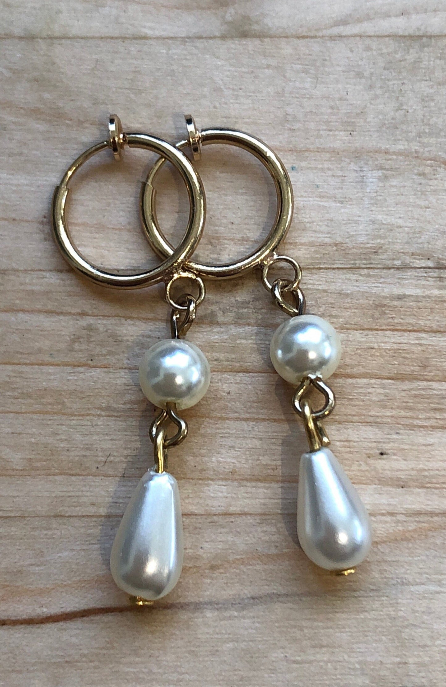 Dangling faux pearl teardrop clip on earrings (spring hoop)