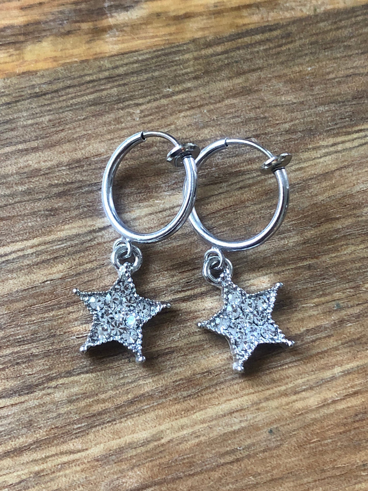 Small silver or gold rhinestone star huggie clip on earrings (no pierce |spring hoop), small earrings for unpierced ears