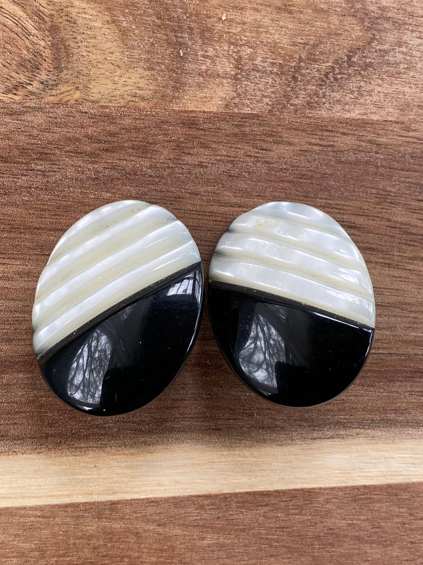 vintage clip on button earrings