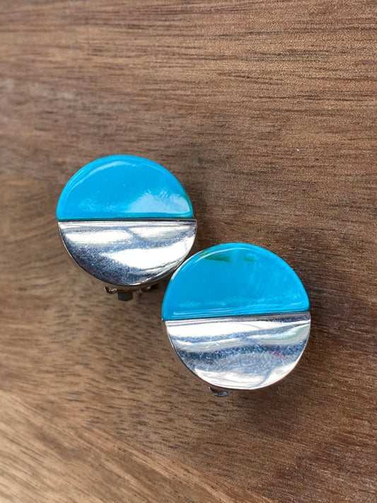 vintage clip on button earrings