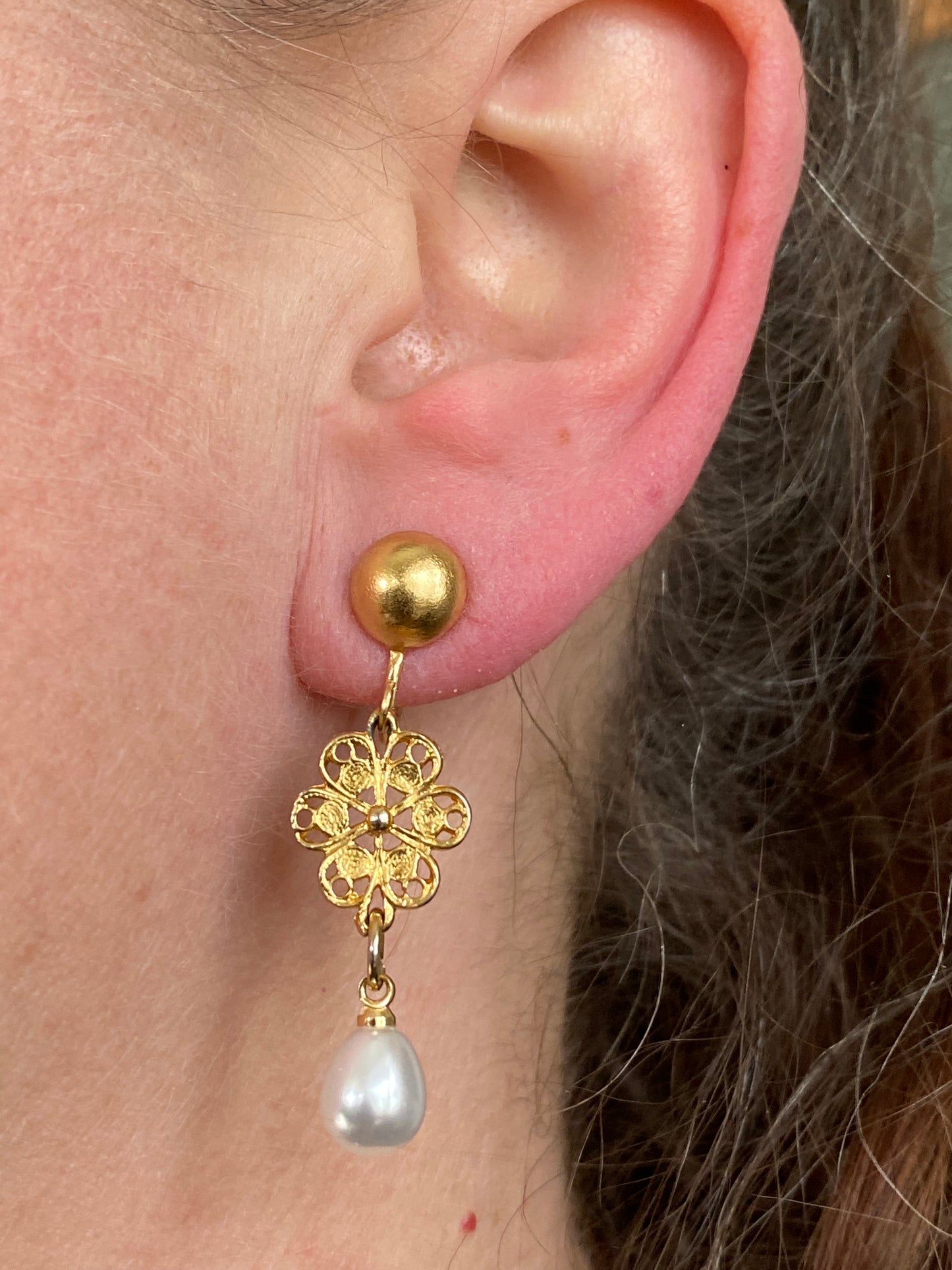 Dangling pearl and flower screwback earrings, clip on earrings